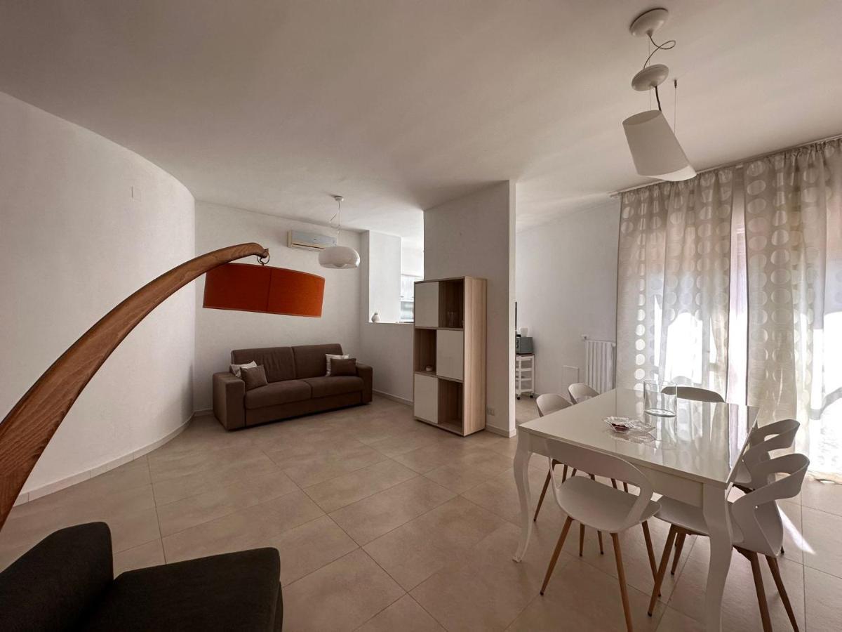 Kennedy38 Apartment Bari Bagian luar foto