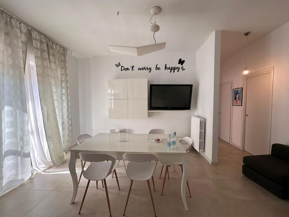 Kennedy38 Apartment Bari Bagian luar foto