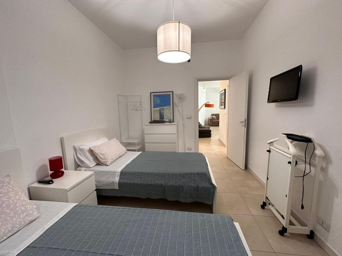Kennedy38 Apartment Bari Bagian luar foto
