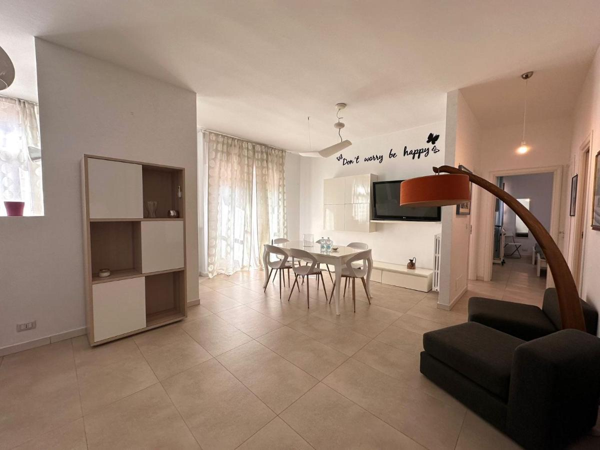 Kennedy38 Apartment Bari Bagian luar foto